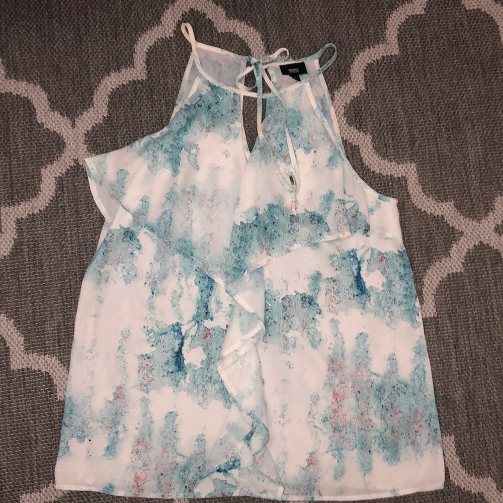 Beautiful beach style top with ruffles